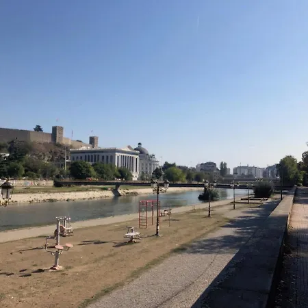 아파트 Centre River View *